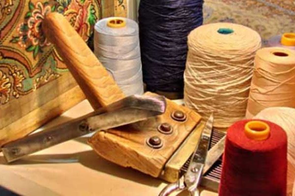 آشنایی با هنر قالی بافی و نحوه بافت فرش