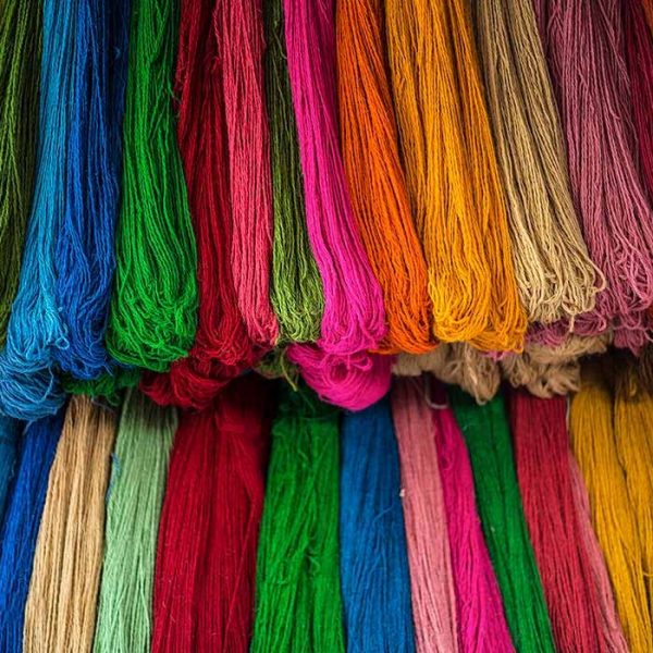 رنگرزی فرش در خانه چگونه است؟